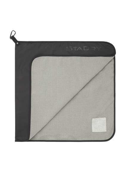 Titleist New StaDry Performance Towel